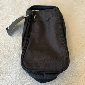 Ba5738-010 Nike Nikegolf Golf Shoes Bag Portable Handbag Black