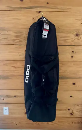 Ogio 031652267916 New With Tags Alpha Standard Golf Travel Cover Black
