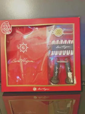 Bg2h4002 Pei Ben Hogan 2014 Accessories Gift Set Red Towel Divot Tool Tee Holder & Etc. New