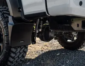 Mud-40106 Realtruck Bushwacker Mud Flaps For Pocket Flares 2-piece Set Black Smooth