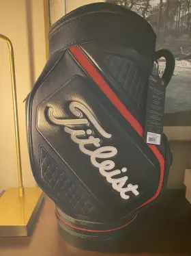 Ta20acdc-006 Titleist Jet Black Den Caddy Bag Please Read Full Description