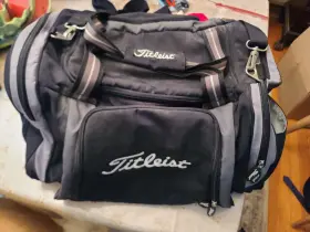 Ta9tv09 Titleist Golf Weekender Duffel Carry-on Travel Gym Bag 21 Inch X12 X10