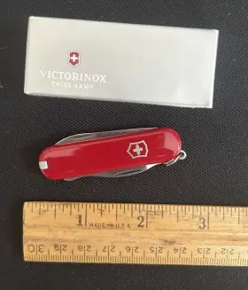 52711 Victorinox New In Box - Swiss Army Caddy Compact 58mm Knife With Golf Divot Tool