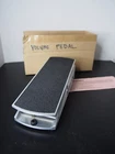 Ernie Ball Vp Jr 250K Guitar Volume Effect Pedal. Euc Tested New. Price: $89.98.