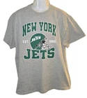 Nfl Team Apparel New York Jets Helmet Graphic T-shirt Adult Size Xl Vguc Used. Price: $14.99.