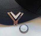 New Callaway Magnetic Golf Hat Clip And Ball Marker White Black V. Price: $12.99.