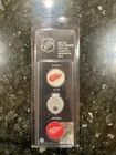 Team Effort Nhl Hat Clip And Ball Markers - Detroit Red Wings New. Price: $22.00.