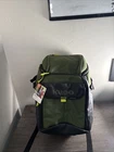 Igloo Gizmo Portable Insulated Coolers 32-CAN, Backpack Green New. Price: $49.87.