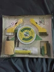 19TH Hole, Golf Club Cleaning Kit, Irons & Woods, Glove Conditioner New. Price: $25.00.